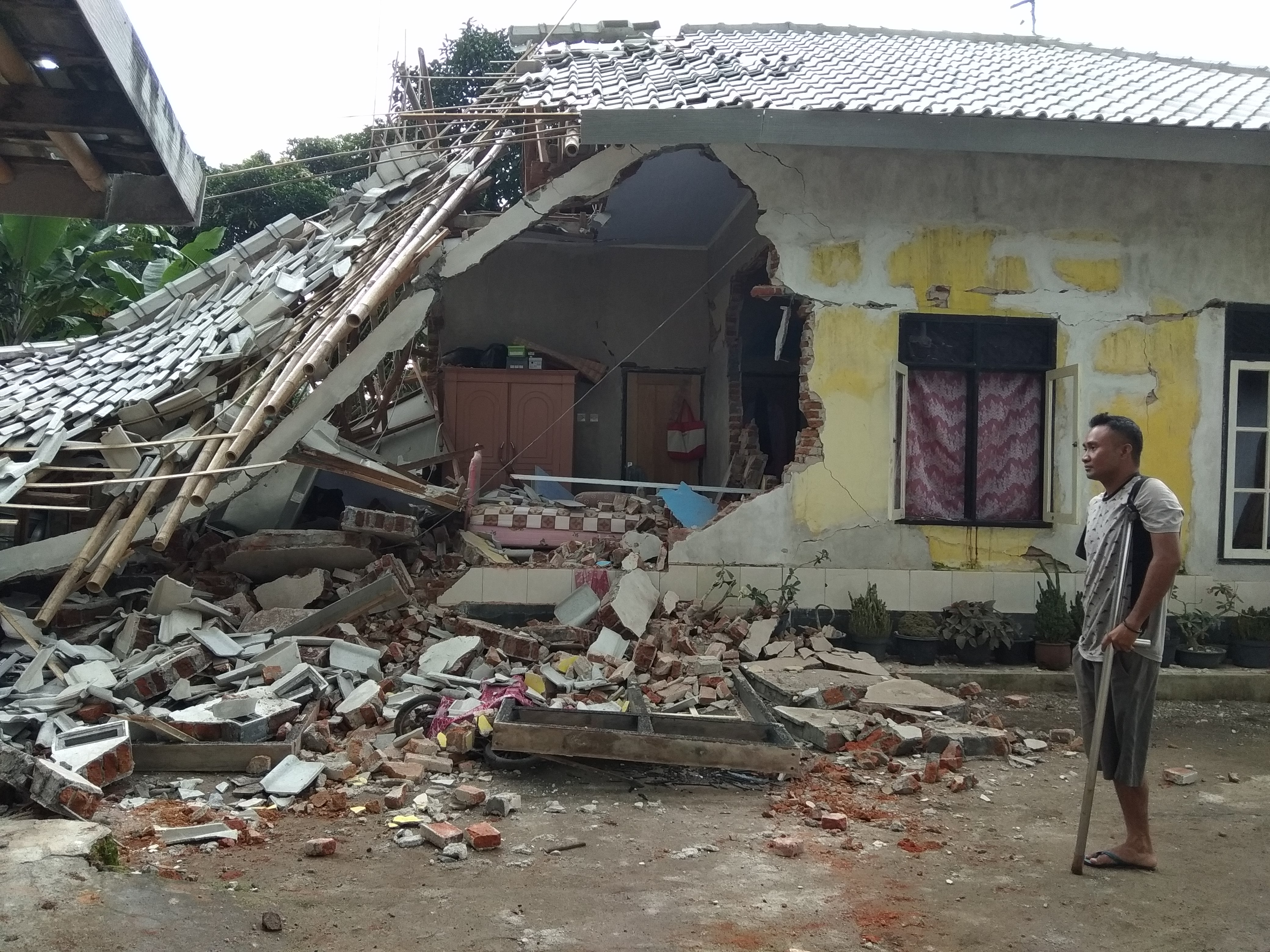 Setidaknya 3 Meninggal Dunia dan 499 Rumah Rusak Akibat Gempa Lombok