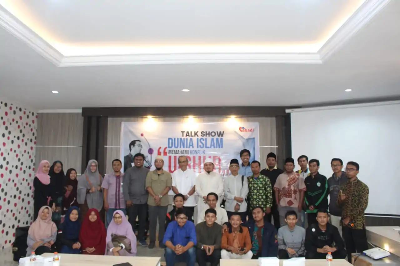 Memahami Konflik Uighur Bersama Abadi