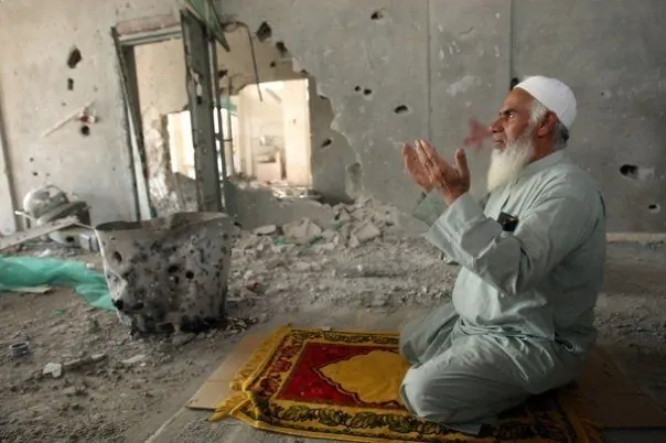 3 Keutamaan Sedekah Bangun Masjid di Palestina