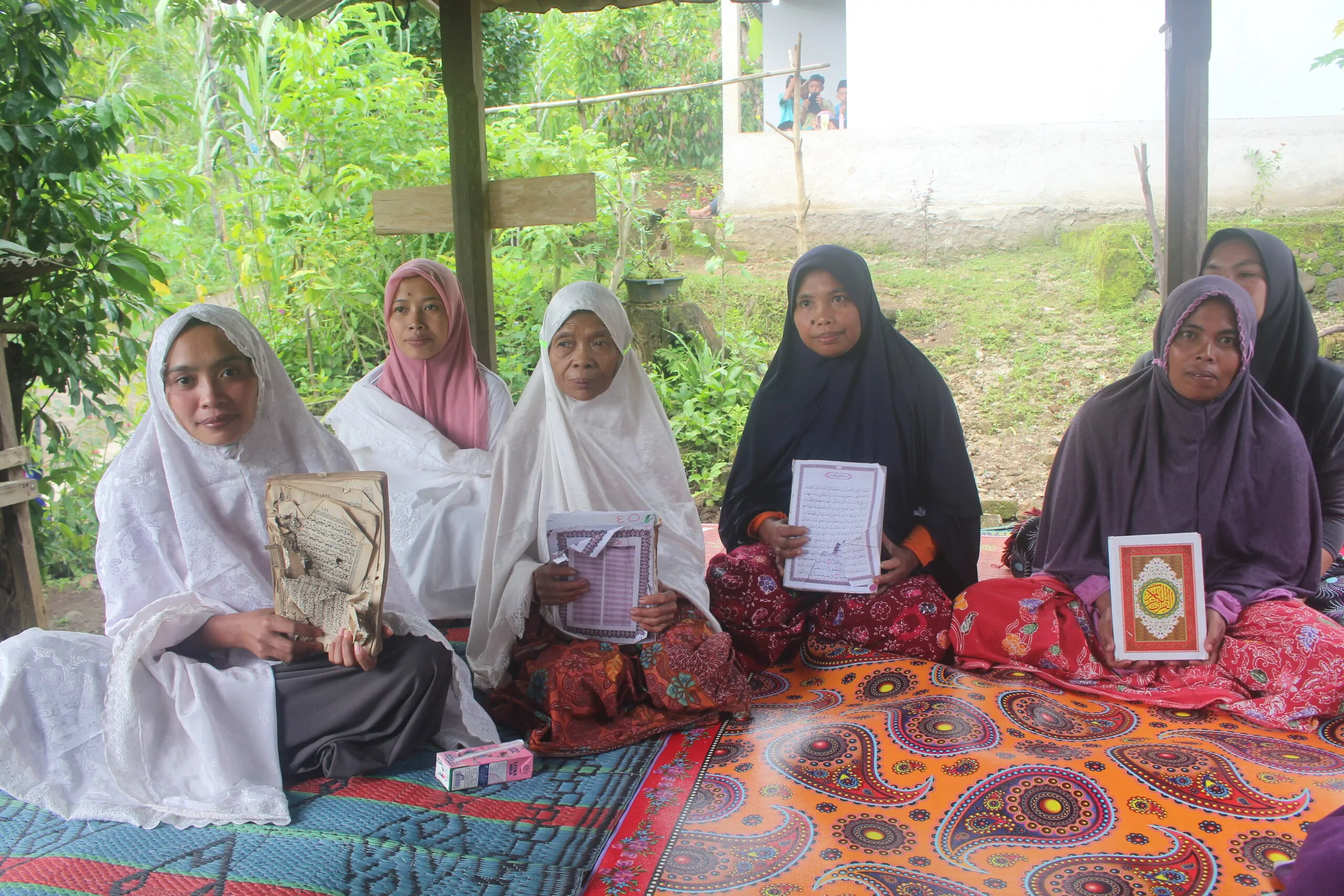 Niat Sedekah Qur’an untuk Suami yang Sudah Meninggal